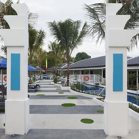 Tuana Hotels Brook Pool Access Chalong Exteriör bild