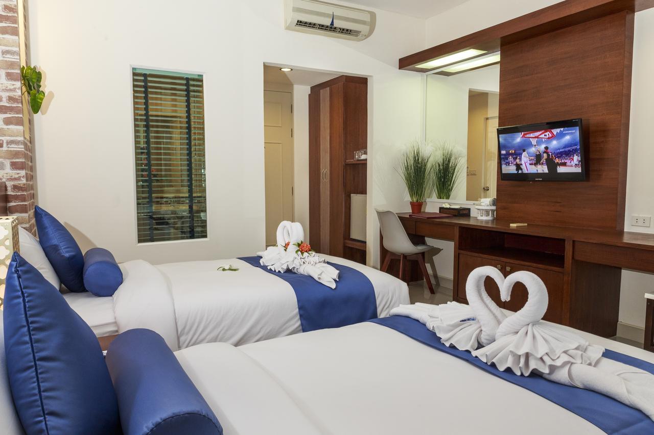 Tuana Hotels Brook Pool Access Chalong Exteriör bild