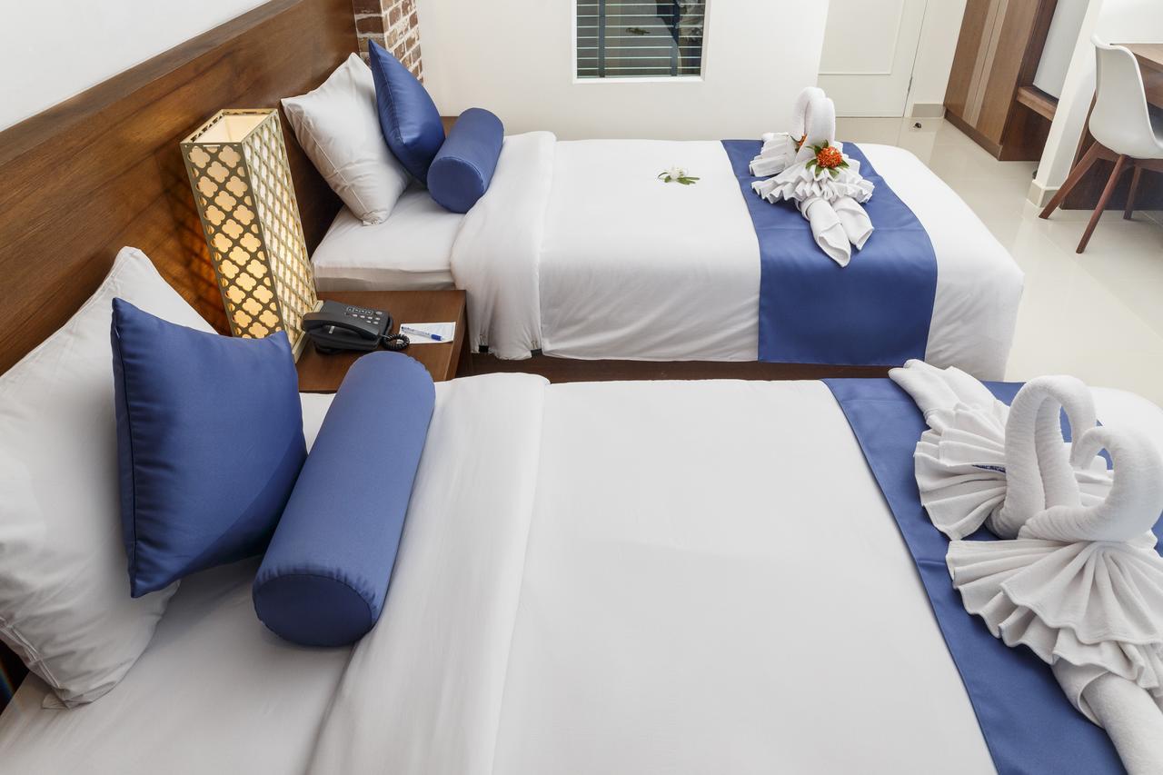 Tuana Hotels Brook Pool Access Chalong Exteriör bild