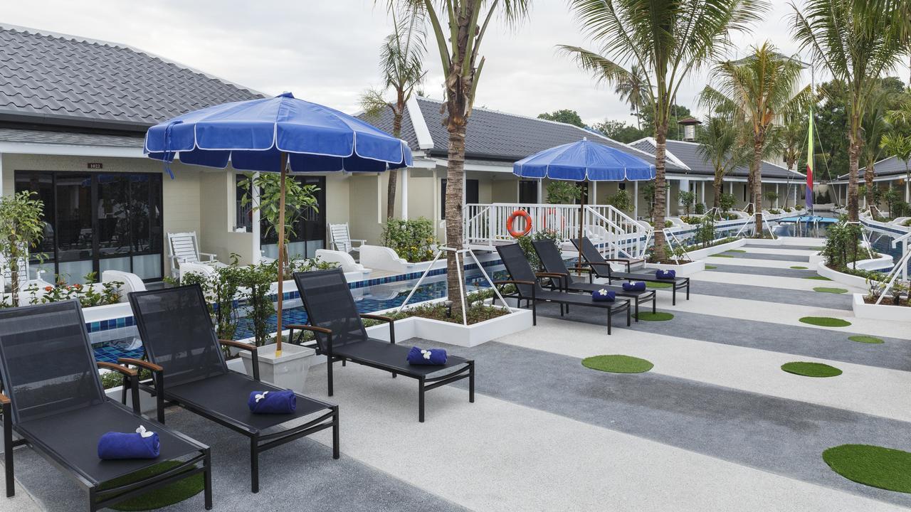 Tuana Hotels Brook Pool Access Chalong Exteriör bild