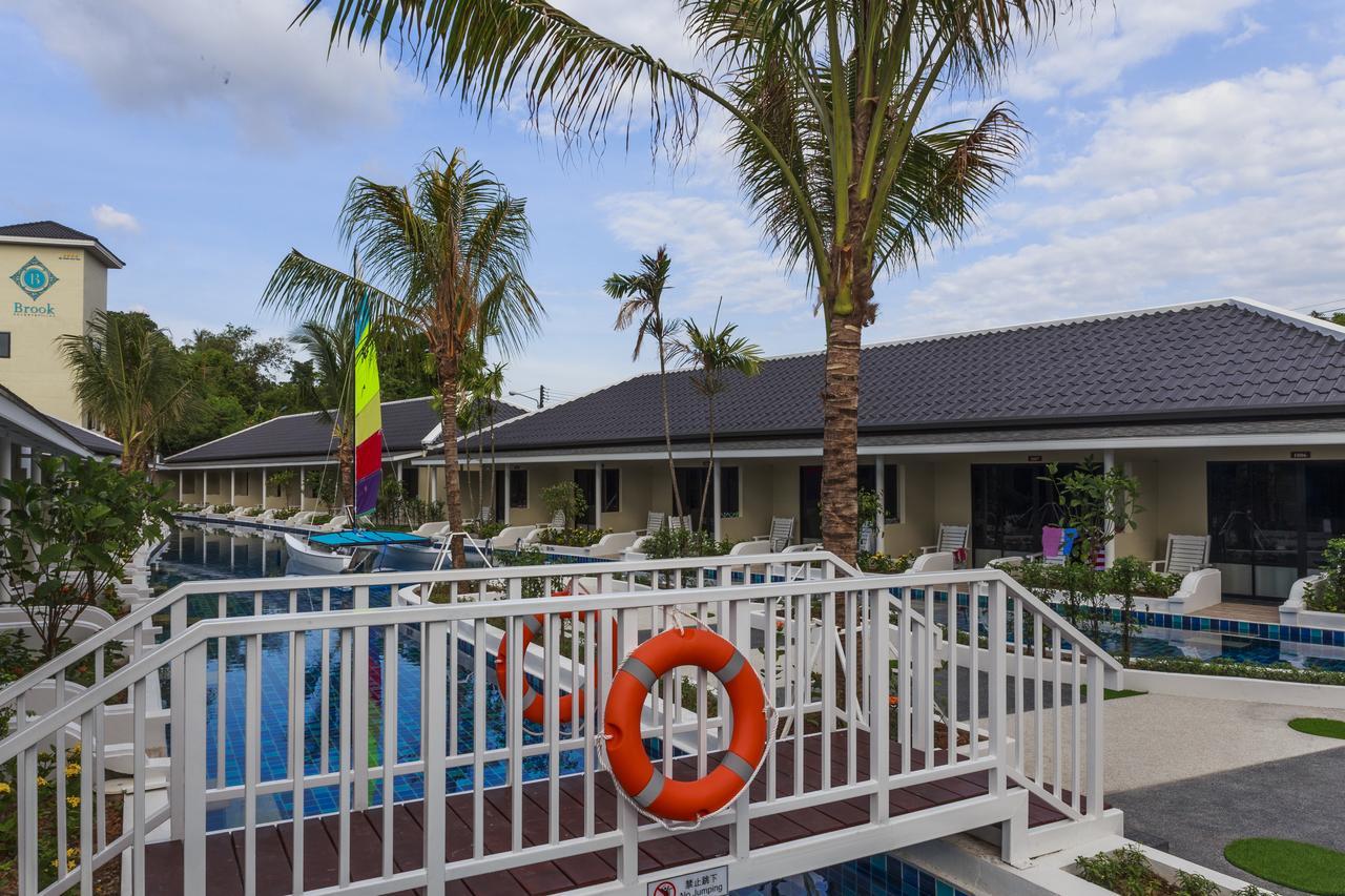 Tuana Hotels Brook Pool Access Chalong Exteriör bild