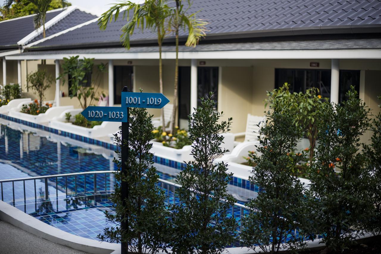 Tuana Hotels Brook Pool Access Chalong Exteriör bild