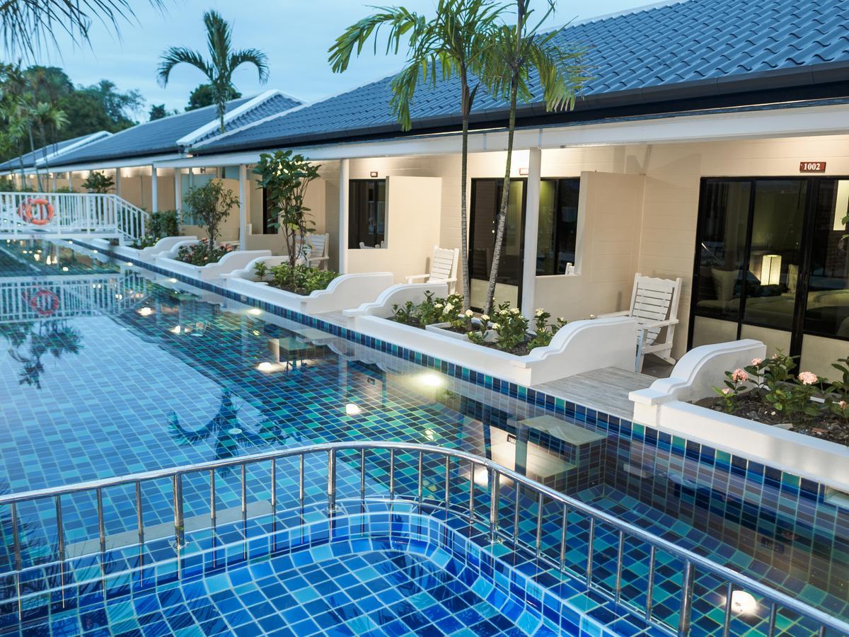 Tuana Hotels Brook Pool Access Chalong Exteriör bild