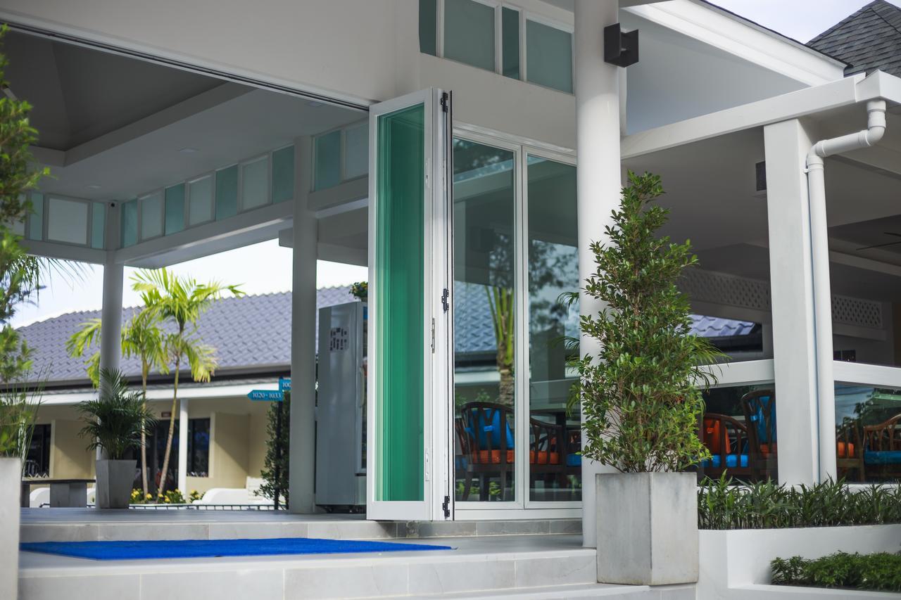 Tuana Hotels Brook Pool Access Chalong Exteriör bild