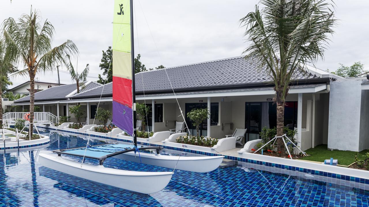 Tuana Hotels Brook Pool Access Chalong Exteriör bild